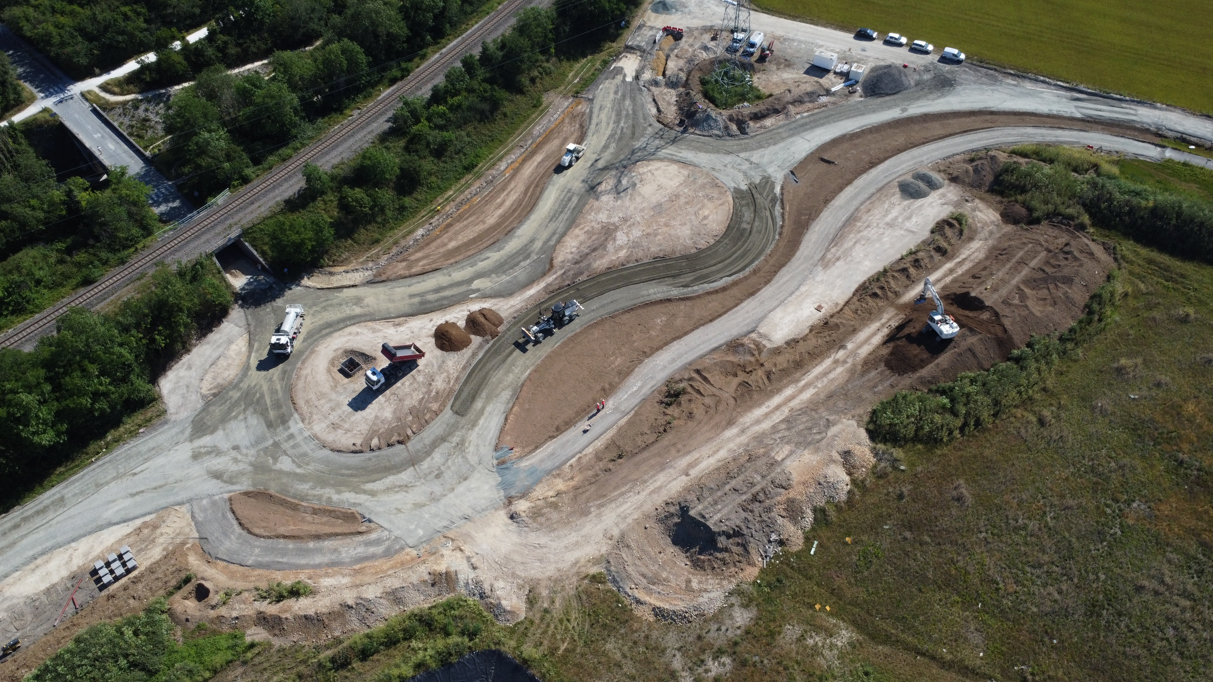 À Dompierre-sur-Mer, un nouveau giratoire sécurise les déplacements et favorise les mobilités douces